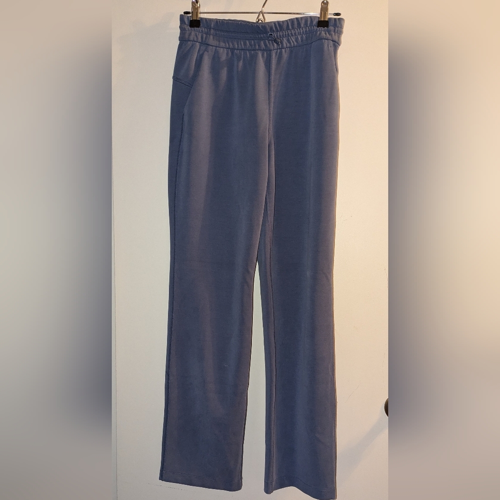 Lululemon Softstreme™ High-Rise Pant Size 4